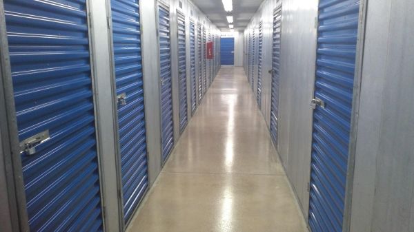 Extra Space Storage - 3552 - Rosedale - Fontana Ln - 25 Fontana Lane