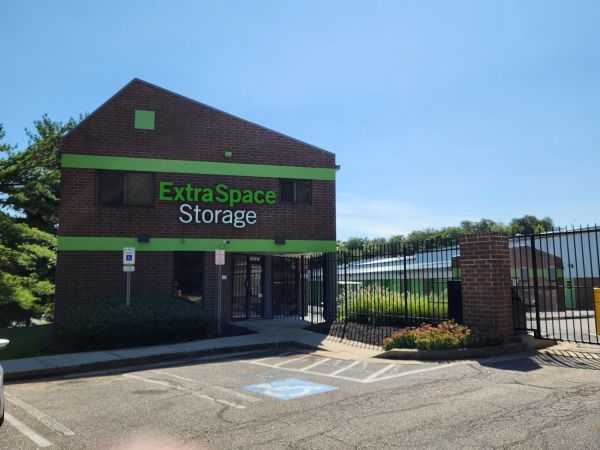 Extra Space Storage - 3552 - Rosedale - Fontana Ln - 25 Fontana Lane