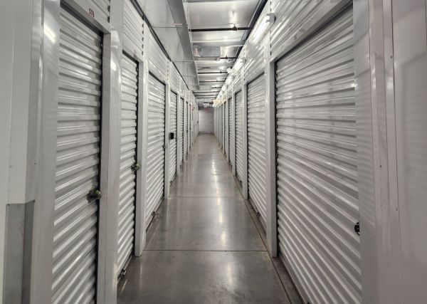 Extra Space Storage - 3561 - Palmdale - Palmdale Blvd - 380 West Palmdale Boulevard