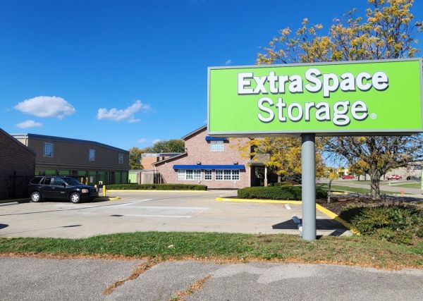 Extra Space Storage - 3569 - Columbus - Evanswood Dr - 4735 Evanswood Drive