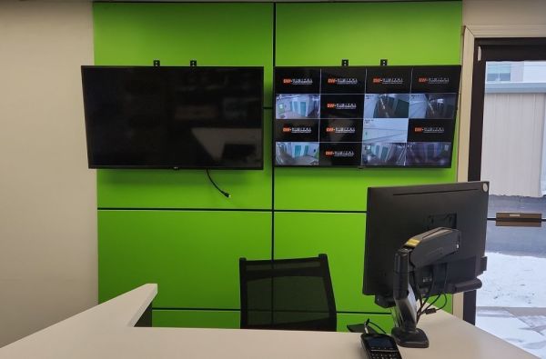 Extra Space Storage - 3578 - Columbus - Broad St - 6460 East Broad Street