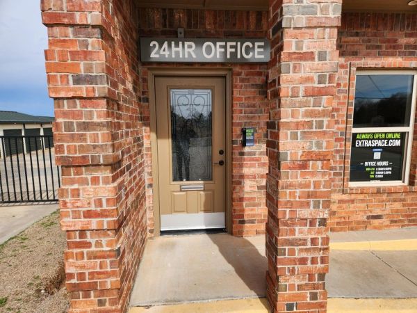 Extra Space Storage - 3646 - Oklahoma City - 122nd St - 1401 Northwest 122nd Street