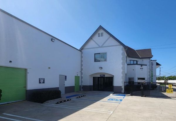 Extra Space Storage - 3740 - Westminster - Westminster Blvd - 6742 Westminster Boulevard