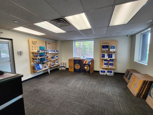 Extra Space Storage - 3762 - White Plains - Holland Ave - 1 Holland Avenue
