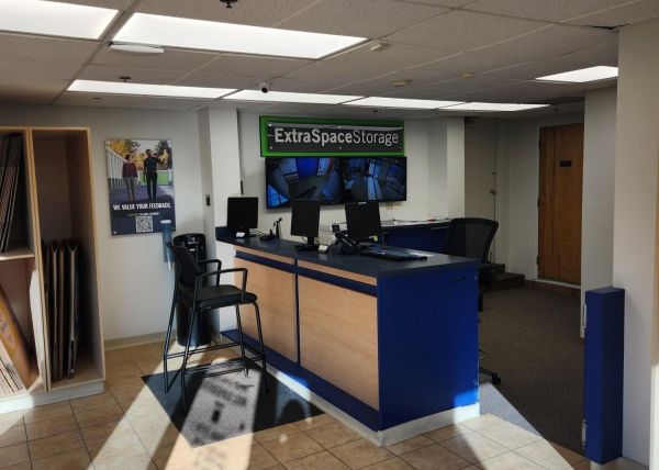 Extra Space Storage - 3773 - Mountainside - US Highway 22 - 1229 U.S. 22