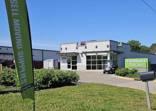 Extra Space Storage - 3827 - Inver Grove Heights - 50th St - 2500 50th Street East