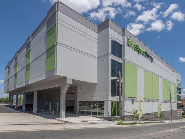 Extra Space Storage - 4127 - Washington - Bladensburg Rd - 2000 Bladensburg Road Northeast