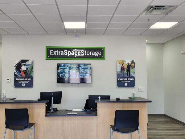 Extra Space Storage - 4217 - Orlando - 5698 Orange Blossom Trl - 5698 South Orange Blossom Trail