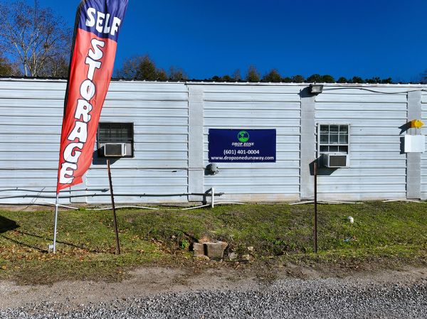 Drop Zone Storage Centers _ Dunaway - 13 Dunaway Lane