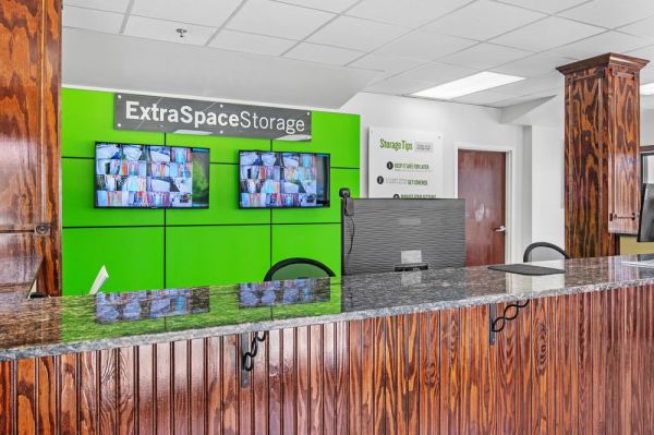 Extra Space Storage - 1959 - Metairie - Hessmer Avenue - 4320 Hessmer Avenue