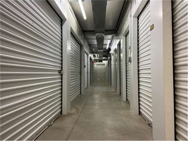 Extra Space Storage - 3003 - East Greenwich - Frenchtown Rd - 500 Frenchtown Road
