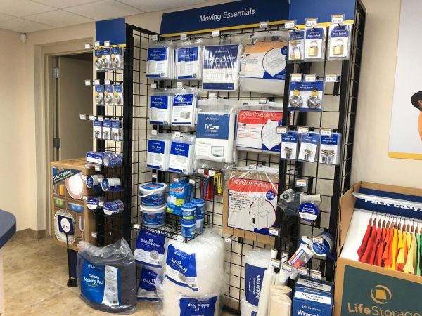 Extra Space Storage - 3016 - Raleigh - McNeil St - 2701 McNeil Street