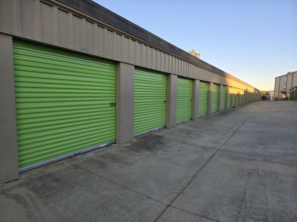 Extra Space Storage - 3021 - Raleigh - Wilmington St - 2401 South Wilmington Street