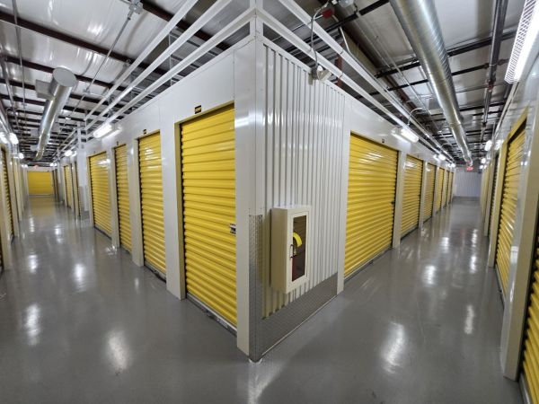 Extra Space Storage - 3021 - Raleigh - Wilmington St - 2401 South Wilmington Street