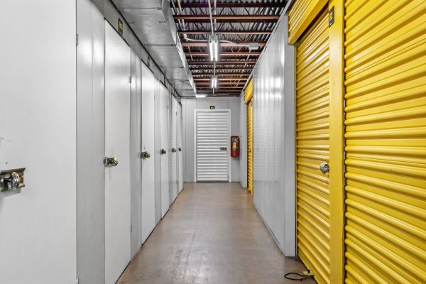 Extra Space Storage - 3030 - Riverdale - Highway 85 - 7604 Georgia 85