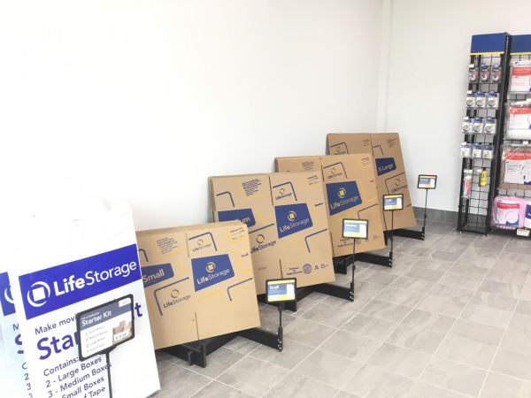 Extra Space Storage - 3035 - Melbourne - 6005 Wickham Rd - 6005 North Wickham Road