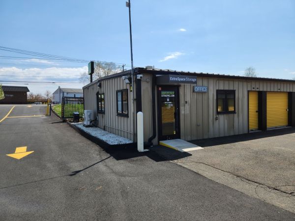 Extra Space Storage - 3043 - Suffield - South Street - 1395 South Street