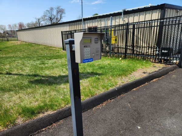 Extra Space Storage - 3043 - Suffield - South Street - 1395 South Street