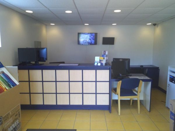 Extra Space Storage - 3077 - Feeding Hills - Springfield St - 511 Springfield Street