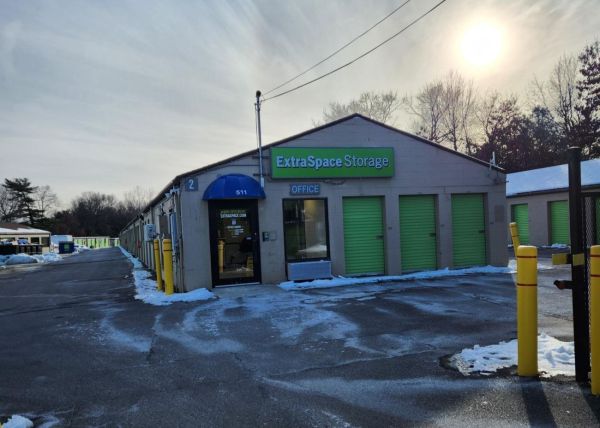 Extra Space Storage - 3077 - Feeding Hills - Springfield St - 511 Springfield Street