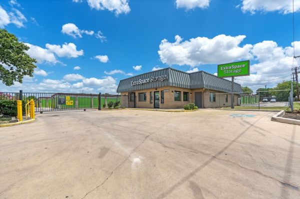Extra Space Storage - 3097 - San Antonio - Marbach Road - 9665 Marbach Road