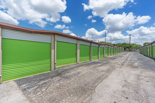 Extra Space Storage - 3097 - San Antonio - Marbach Road - 9665 Marbach Road