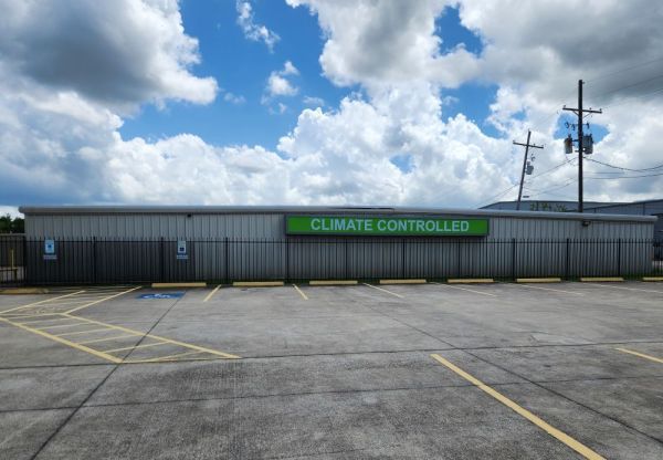 Extra Space Storage - 3098 - Beaumont - Eastex Freeway - 8020 Eastex Freeway