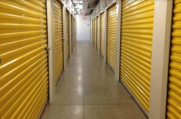 Extra Space Storage - 3105 - Avon - Chester Road - 38390 Chester Road