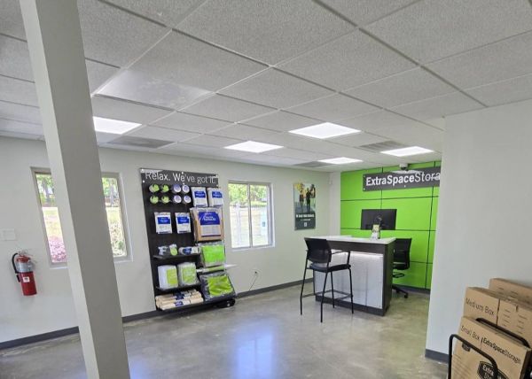 Extra Space Storage - 3127 - Durham - Hillsborough Road - 4417 Hillsborough Road