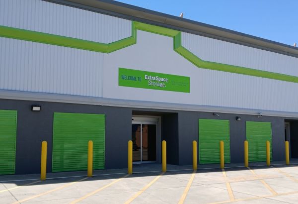 Extra Space Storage - 3131 - Indian Harbour Beach - Tomahawk Dr - 111 Tomahawk Drive