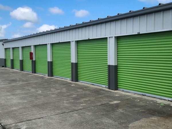 Extra Space Storage - 3137 - Vero Beach - 10th Avenue - 1655 10th Avenue