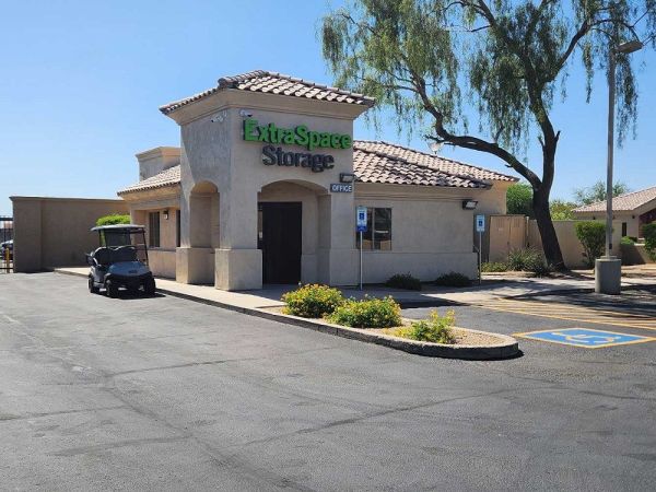 Extra Space Storage - 3147 - Glendale - 59th Ave - 13902 North 59th Avenue