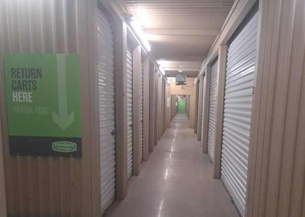 Extra Space Storage - 3151 - Mesa - Greenfield Rd - 139 North Greenfield Road