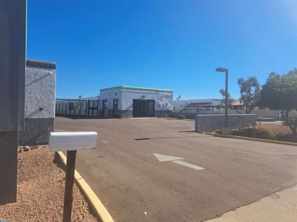 Extra Space Storage - 3151 - Mesa - Greenfield Rd - 139 North Greenfield Road