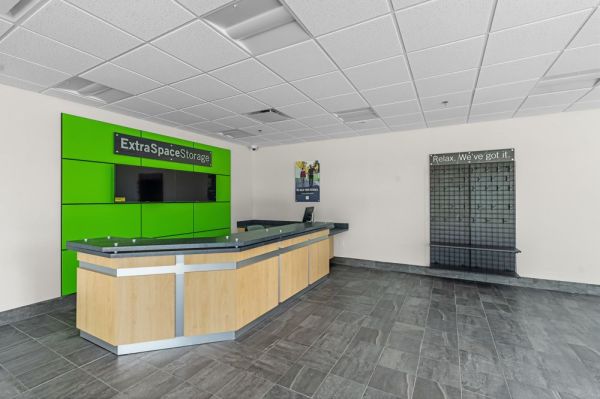 Extra Space Storage - 3155 - Cocoa - Cocoa Blvd - 801 North Cocoa Boulevard