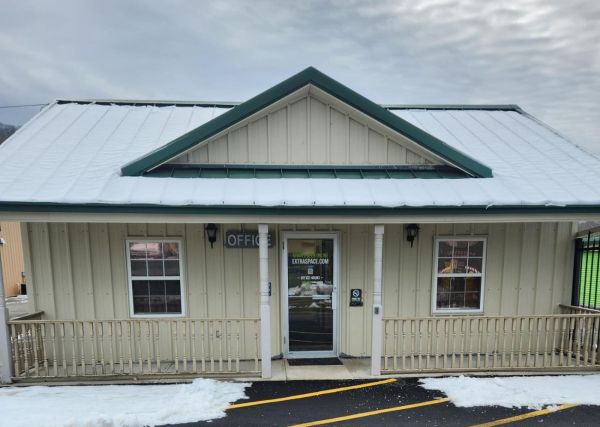 Extra Space Storage - 3157 - Monroe - State Route 17M - 1111 New York 17M