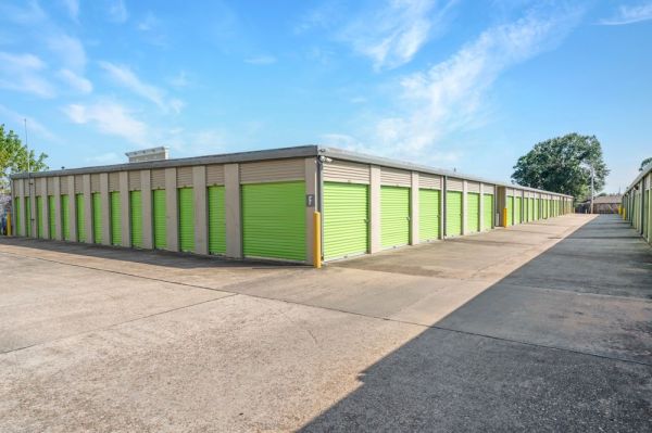 Extra Space Storage - 3164 - League City - Marina Bay Dr - 2410 East Main Street