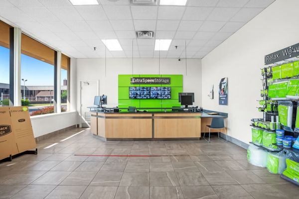 Extra Space Storage - 3198 - Springfield - Congress St - 40 Congress Street