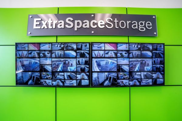 Extra Space Storage - 3198 - Springfield - Congress St - 40 Congress Street