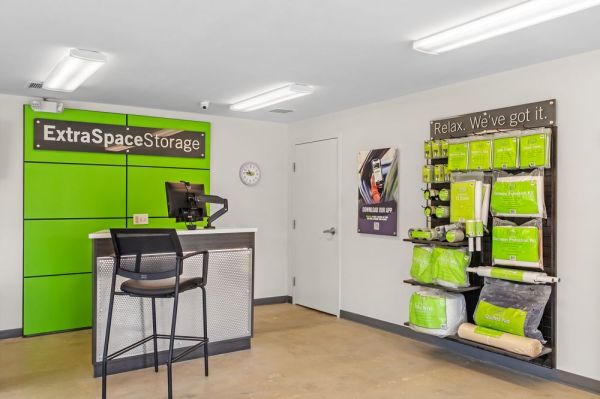 Extra Space Storage - 3219 - Manchester - Meramec Station Rd - 301 Meramec Station Road