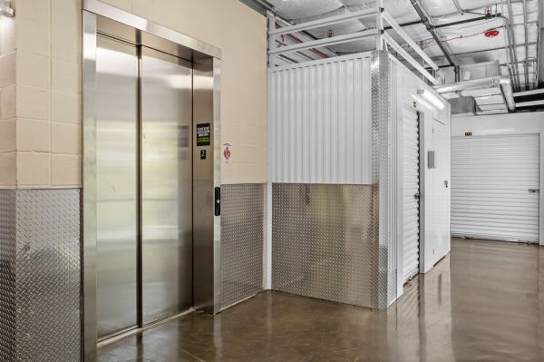 Extra Space Storage - 3219 - Manchester - Meramec Station Rd - 301 Meramec Station Road