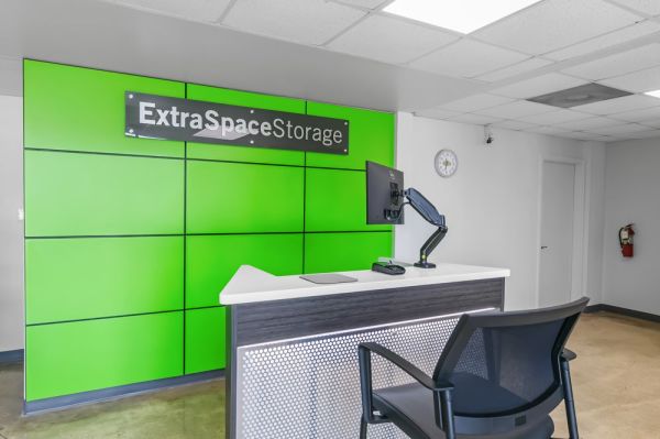 Extra Space Storage - 3257 - Ocean Springs - Bienville Blvd - 3610 Bienville Boulevard