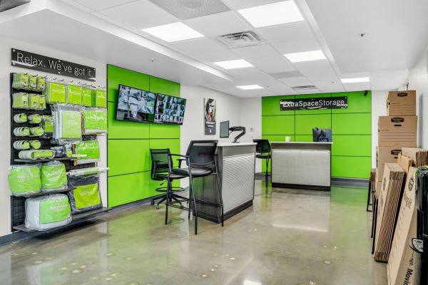 Extra Space Storage - 3337 - Amityville - Sterling Place - 24 Sterling Place