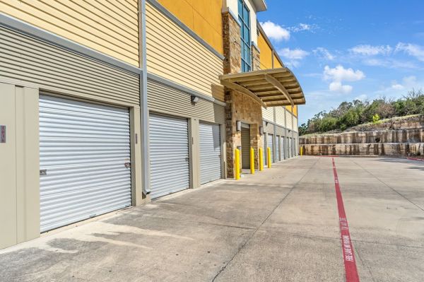Extra Space Storage - 3346 - San Antonio - Wilderness Oak - 24264 Wilderness Oak