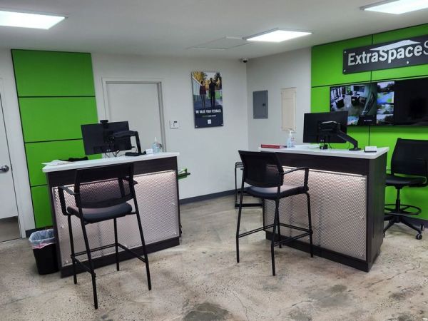 Extra Space Storage - 3369 - Trenton - 3540 Quakerbridge Road