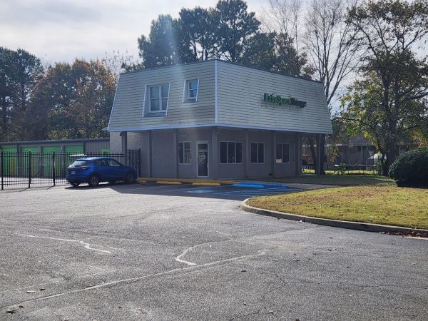 Extra Space Storage - 3373 - Chesapeake - Campostella Rd - 1907 Campostella Road