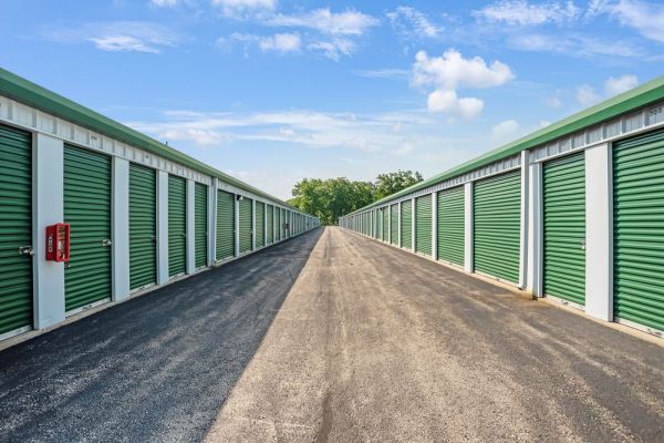 Extra Space Storage - 3413 - Danville - Kingston Rd - 220 Kingston Road