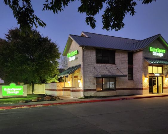 Extra Space Storage - 3419 - McKinney - Custer Rd - 550 North Custer Road