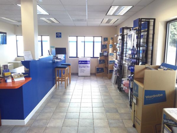 Extra Space Storage - 3428 - Wallingford - Main St - 513 Main Street