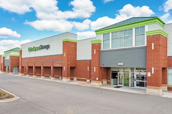Extra Space Storage - 3444 - Carpentersville - Randall Rd - 2411 Randall Road